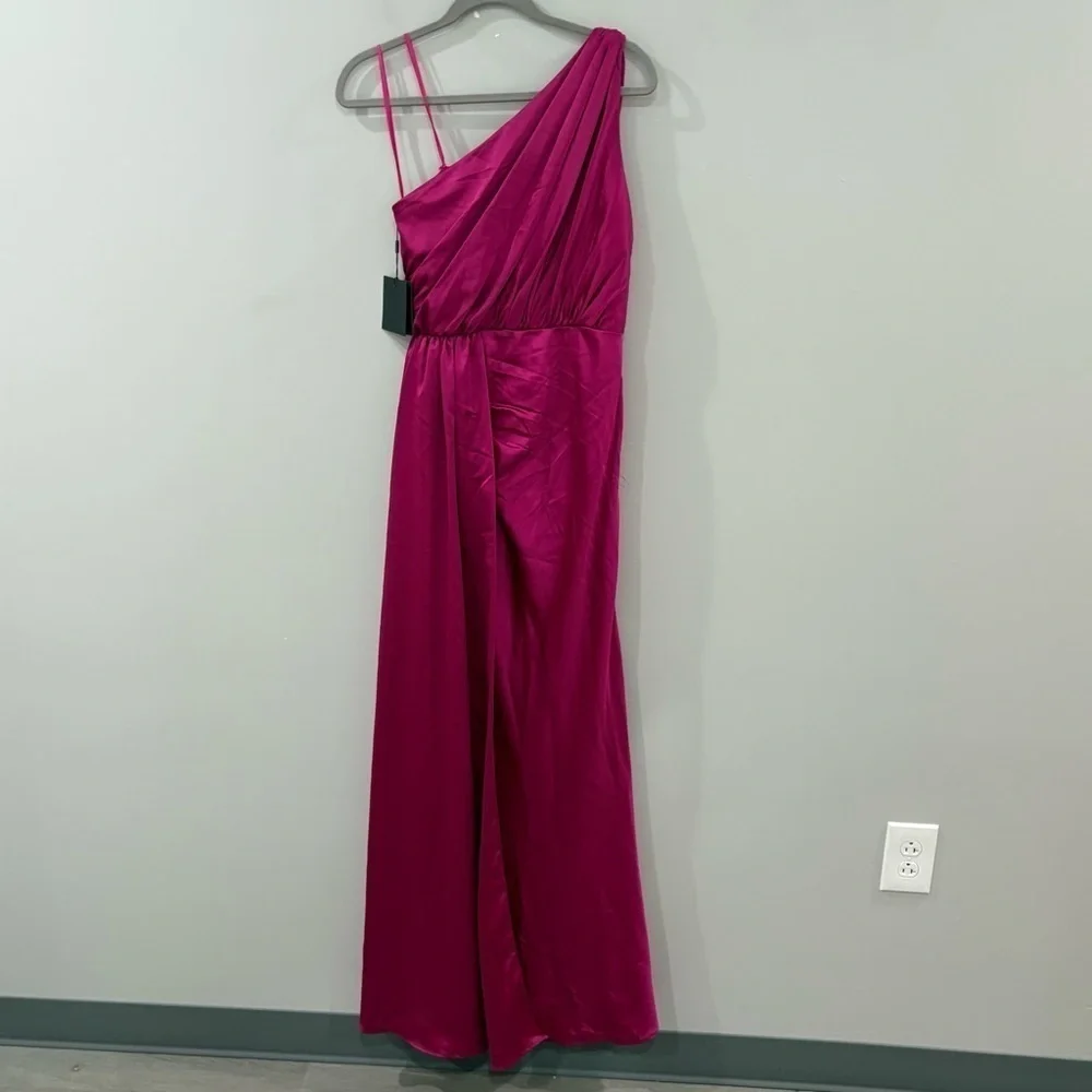 NWT Mac Duggal Dress One Shoulder Satin Ruched Gown in Berry 26654